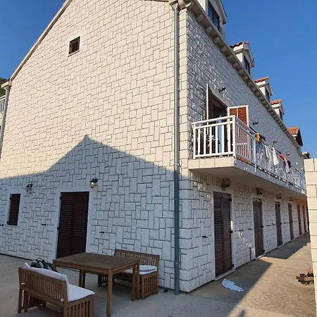 Apartmani Pjevalo-Mljet Polace Exterior photo